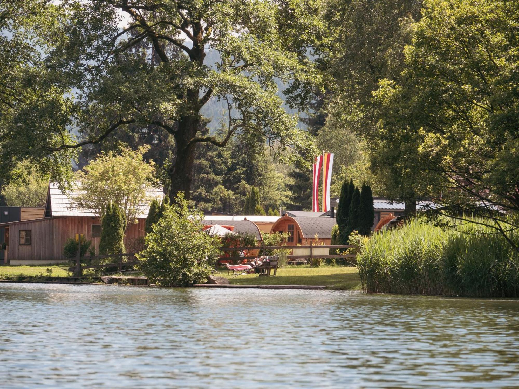 Fischerhof Glinzner Hotel-Restaurant-Camping Afritz Exterior photo